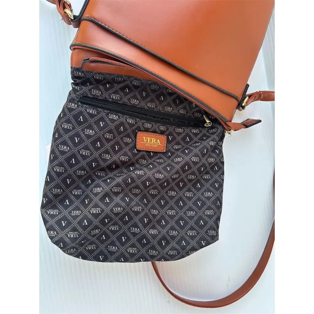Vera Wang New York Women's Brown Crossbody Purse Adjustable Strap‎ Casual